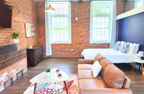 College Hill Apartment | Jennifer's Stylish Downtown Brick Foundry Escape