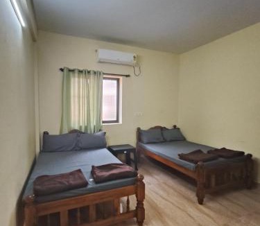 Santa Cruz Apartment | Jerrys Holiday Home