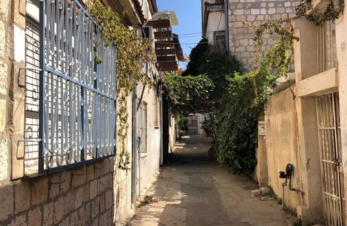 Nachlaot Apartment | Jerusalemic Stone - Mahane YehudA Market