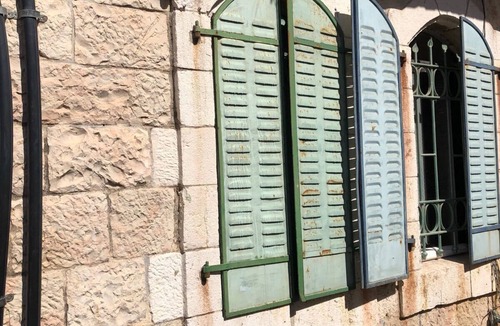 Nachlaot Apartment | Jerusalemic Stone - Mahane YehudA Market