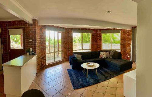 Corryong House | Jeryn On Jephcott