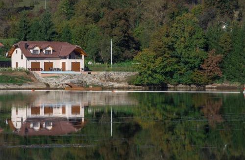 Ogulin Villa | Jezerska Villa