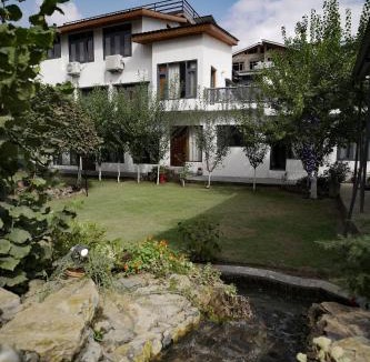 Srinagar House | Jibi’s Home Stay