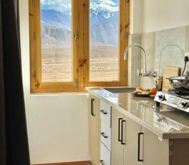 Phyang Apartment | Jigsdal Palace