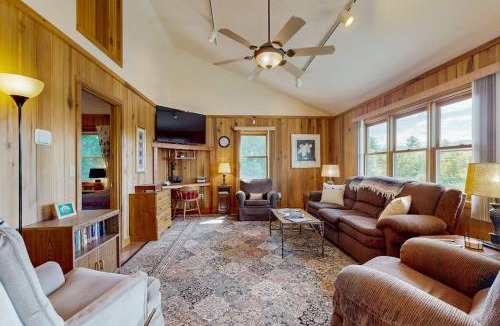 Penrose House | Jim's Hideaway