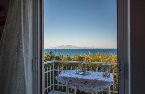 Tsilivi Apartment | Jimmy's Sea View Studios
