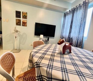 Muntinlupa Apartment | Jin's Jaunt