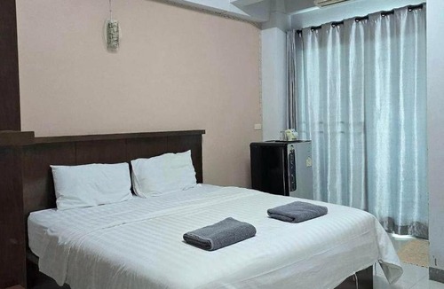 Buriram Hostel | Jiranakron Park