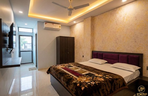 Khatu Hotel | Jiwaji Palace