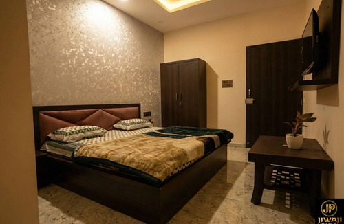 Khatu Hotel | Jiwaji Palace