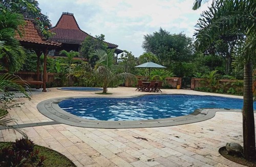Semarang Villa | Joglo Java