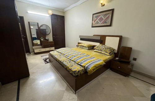 Karachi Apartment | Joher Rooftop Haven-2BR Penthouse in Gulistan e Joher Blk 14