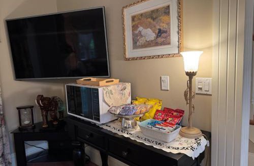 Niagara-on-the-Lake Bed & Breakfast | John & Gate House boutique Bed and Breakfast