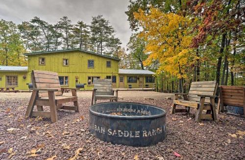 Huntingdon Apartment | ‘John Wayne' Apartment - Deck, BBQ, Horses On-Site