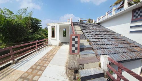 Sulthan Bathery House | Johns Villa