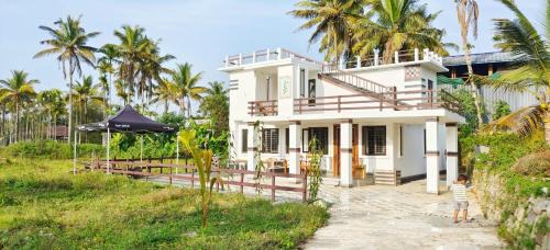 Sulthan Bathery House | Johns Villa