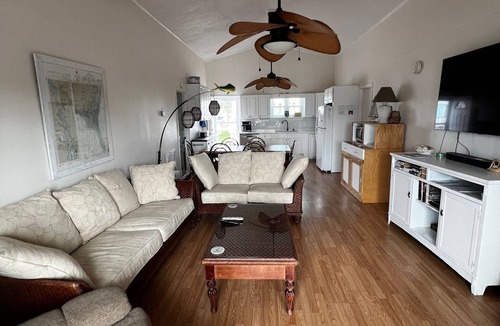 Ocean Isle Beach Cottage | Johnson's Coastal Cottage