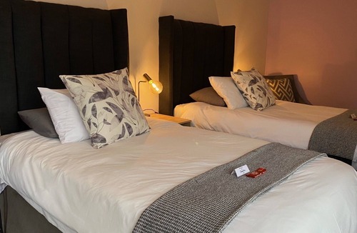 Centurion Bed & Breakfast | Join us for your visit to Centurion