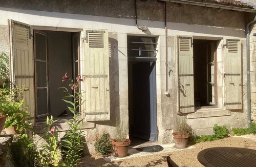Bourdeilles House | Jolie Maison Dans le Centre Historique de Bourdeilles