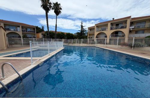 Les Hauts de Canet Apartment | JolieT2 ,RDC,piscine,clim,parking,tennis ,Canet en Roussillon