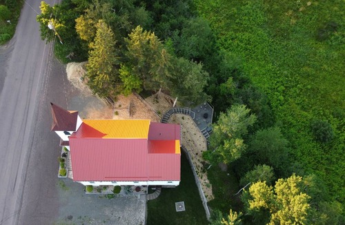 Moncton Ski Chalet | Jone's Brook Cottage: BBQ-Pool-Table-Firepit-AC