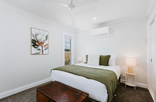 Bombira House | Joseph's Place - A Restful Retreat for Two