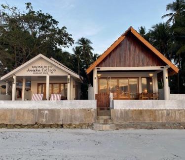 Nuhu Roa Hotel | JOSEPHA COTTAGE