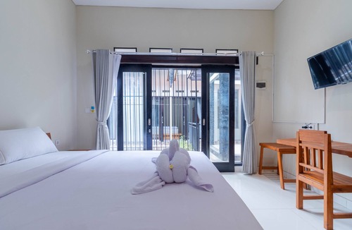 Lovina House | Josh Guest House