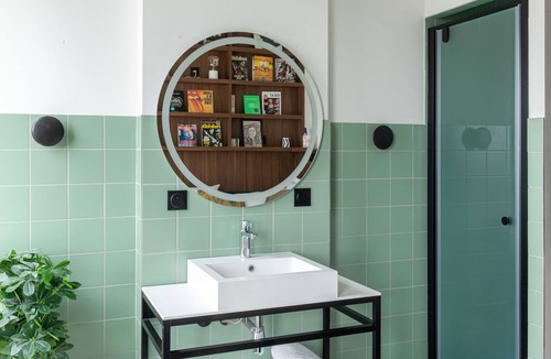 Saint Jean Station District Hotel | JOST Hôtel Bordeaux Centre Gare Saint Jean