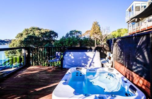 Raglan Apartment | Journeys end