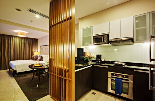 Wack-Wack Greenhills Hotel | Joy Nostalg Hotel and Suites Manila Managed by The Ascott Limited