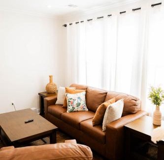 Weequahic House | Joynest Place