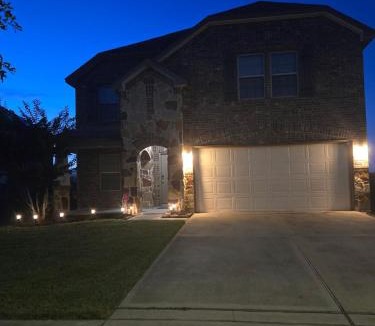 Missouri City Apartment | JQ Cozy Stay with available Parking near NRG Stadium