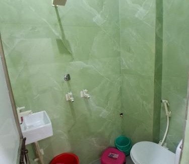Mathura Hotel | JSRInn