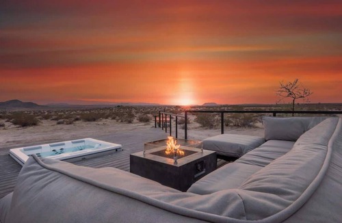 Joshua Tree House | JT Improper Saltwater Pool, 10-Acres, Spa, Views
