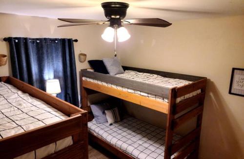 Pine Grove House | Judy House