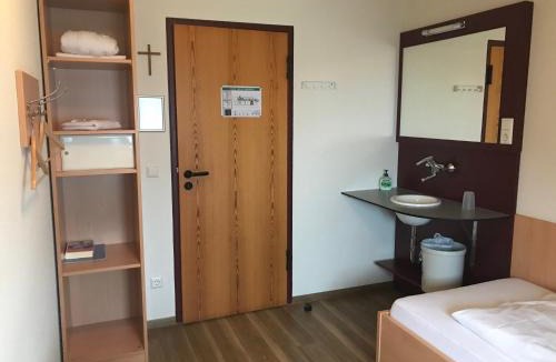 Cleebronn Hotel | Jugendhaus Michaelsberg