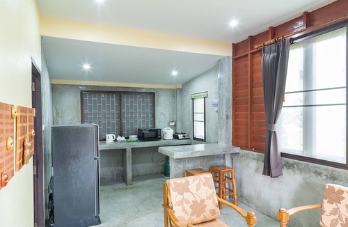 Baan Tai House | Jule Red Villa, Wifi, AC, Balcony, Terrace