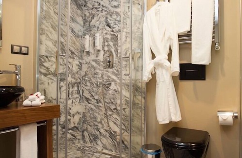 Moda Hotel | Juliet Rooms & Kitchen