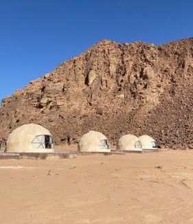 Wadi Rum Hotel | Juliet Rum & Bubbles