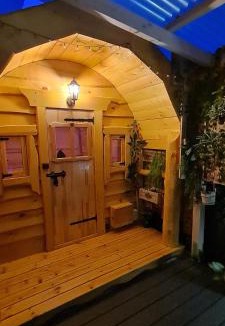 Leverkusen Apartment | Juloft Private Suite - 4-Sterne Luxusloft mit Whirlpool & Sauna