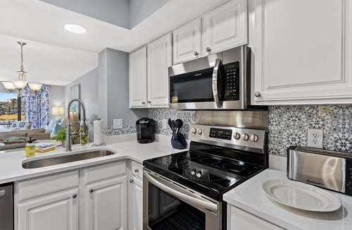 Sandestin Condo | July 11-16 Now Open With 6 Seat Golf Cart*Pool & Beach Access*Stunning Lake View