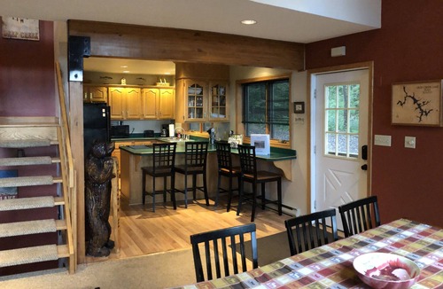 McHenry House | July 4th Special! 4BR/4BA~Pet Friendly~Near Wisp~Great Fireworks!