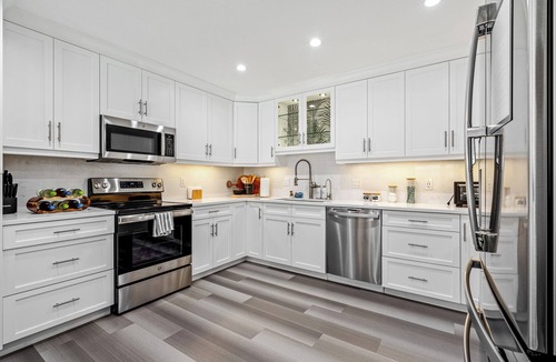 Boynton Beach House | July/Aug Discount! Heated Pool & Tiki Hut