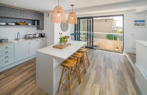 Nettlestone House | Jumble Cottage