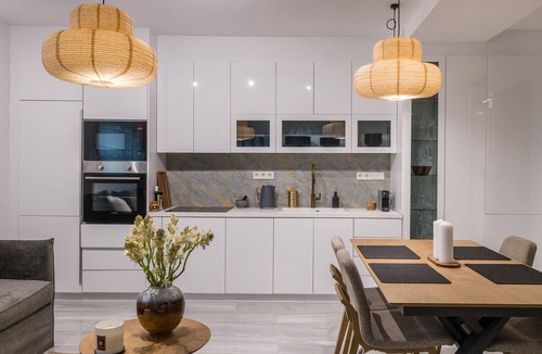 Neapoli Apartment | Jun - Next Level Hillside