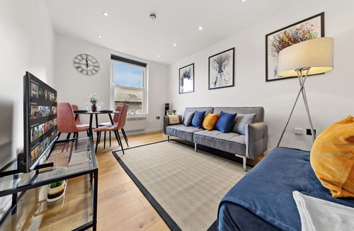 Northcote Apartment | Junction House - Luxe Two Bedroom - Central London