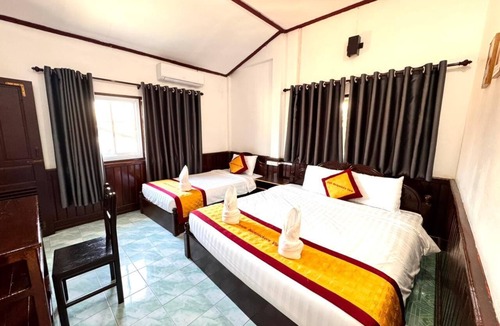 Vang Vieng Bed & Breakfast | Jungle Backpackers View