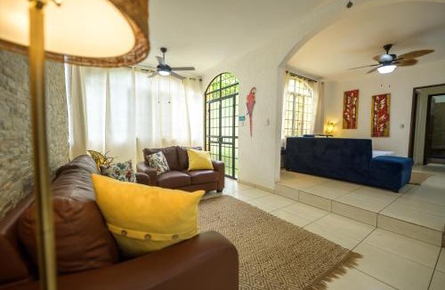Hills of Esterillos Villa | Jungle & Beach Retreat Villa Tranquilo