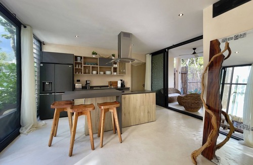 Soliman Bay House | Jungle-chic luxurious Tulum home, 5 mins to Xel-Ha